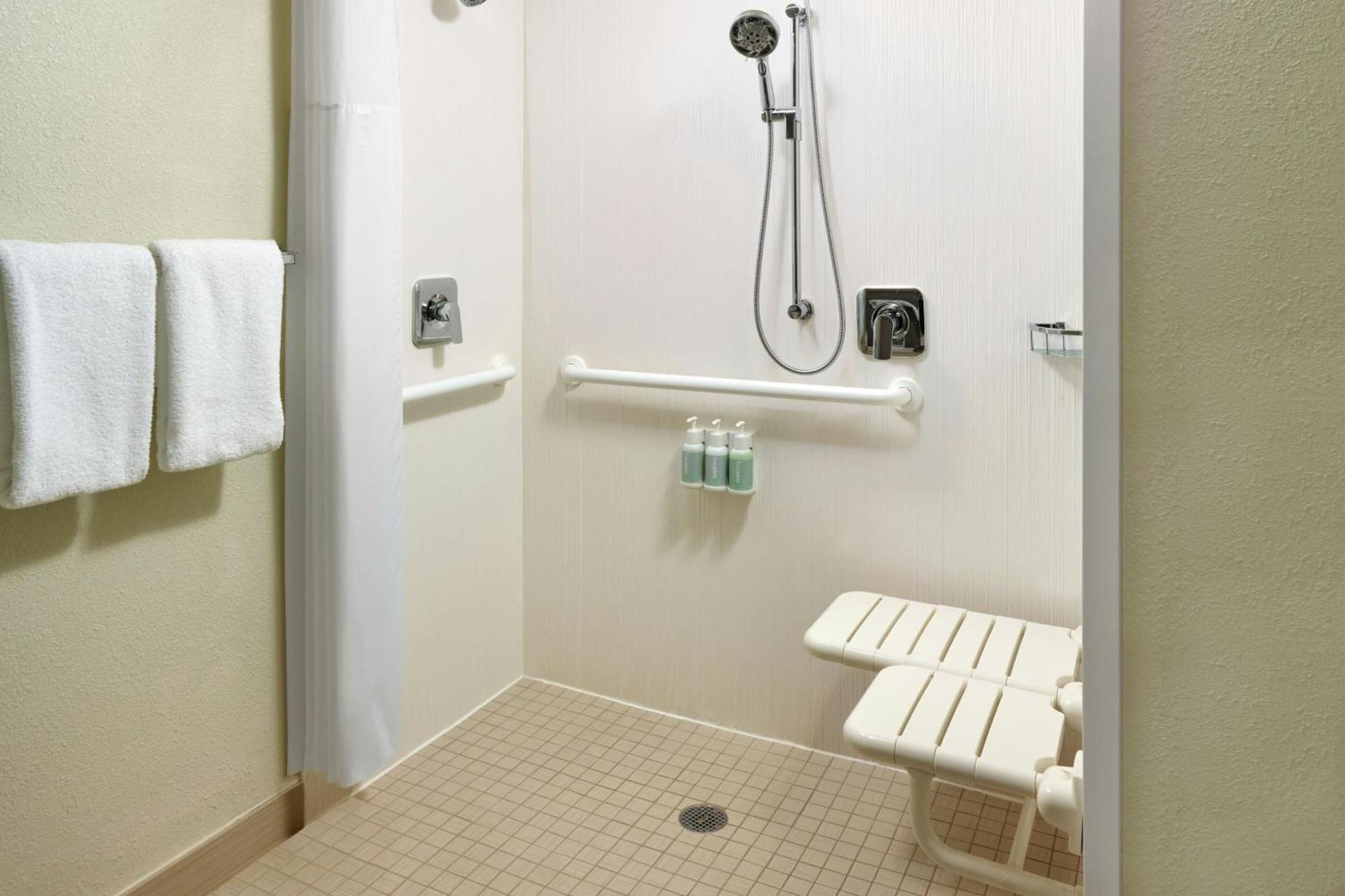 Courtyard By Marriott Paramus Εξωτερικό φωτογραφία